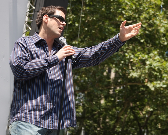 Photo Coverage: '106.7 Lite Fm Presents BROADWAY IN BRYANT PARK 2009' Begins Performances! Image