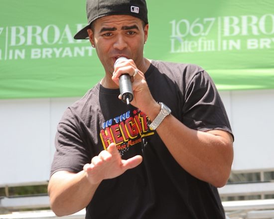 Photo Coverage: '106.7 Lite Fm Presents BROADWAY IN BRYANT PARK 2009' Begins Performances! Image