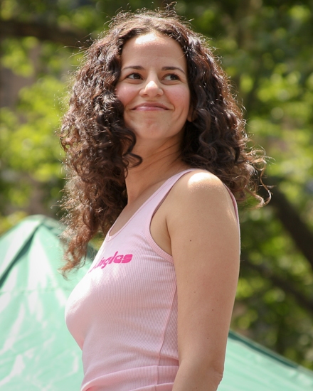 Photo Coverage: '106.7 Lite Fm Presents BROADWAY IN BRYANT PARK 2009' Begins Performances! Image