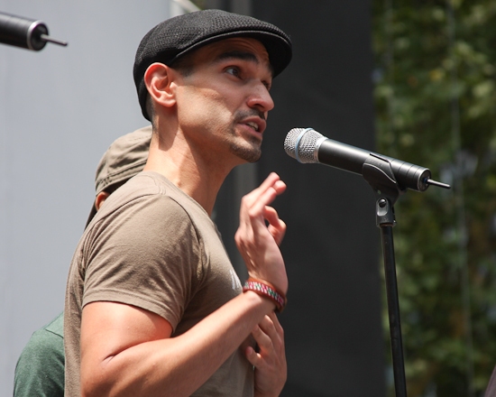 Photo Coverage: '106.7 Lite Fm Presents BROADWAY IN BRYANT PARK 2009' Begins Performances! Image