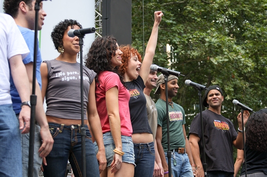 Photo Coverage: '106.7 Lite Fm Presents BROADWAY IN BRYANT PARK 2009' Begins Performances! Image