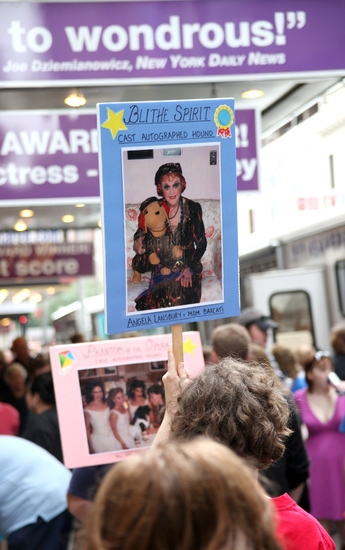 Photo Coverage: 'BROADWAY BARKS 11' In Shubert Alley Image