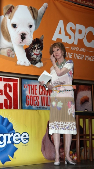 Photo Coverage: 'BROADWAY BARKS 11' In Shubert Alley 