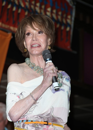 Photo Coverage: 'BROADWAY BARKS 11' In Shubert Alley Image