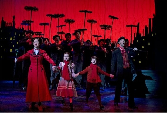 Photo Flash: MARY POPPINS Ends Chicago Run After Hosting 300,000 Audience Members & An 18 Week Run Image