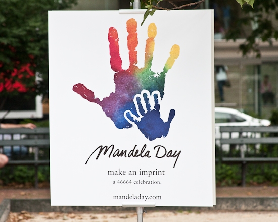 Photo Coverage: SHREK Star Brian d'Arcy James Visits 'MANDELA DAY' In Washington Square Park Image