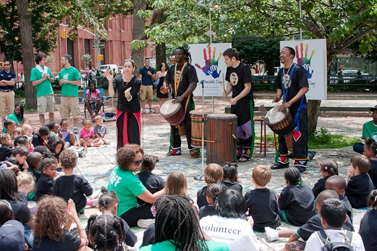 Photo Coverage: SHREK Star Brian d'Arcy James Visits 'MANDELA DAY' In Washington Square Park Image