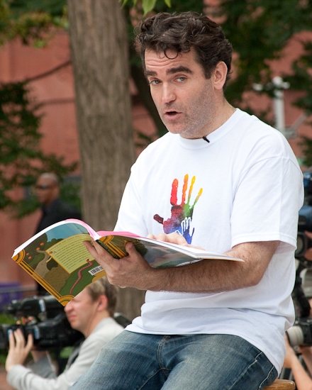 Photo Coverage: SHREK Star Brian d'Arcy James Visits 'MANDELA DAY' In Washington Square Park Image