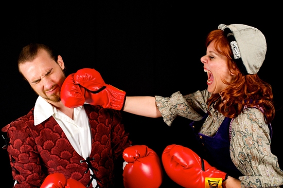 Photo Flash: KISS ME, KATE At Aurora Theatre Image