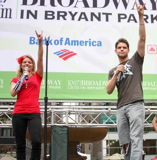 Savannah Wise and Jeremy Jordan Photo