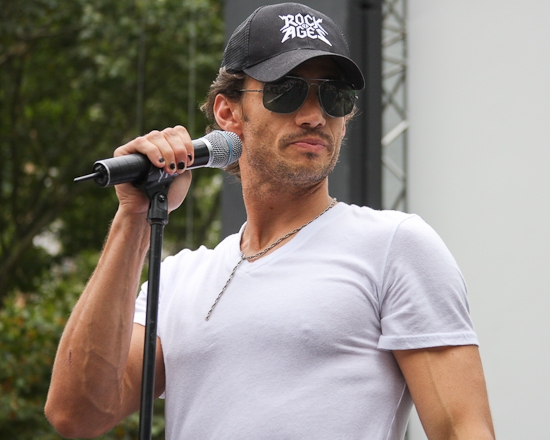 Photo Coverage: WICKED, 'ROCK', 'POPPINS' And VANITIES Perform At 'BROADWAY IN BRYANT PARK' Image