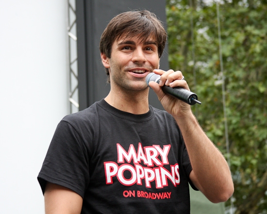 Photo Coverage: WICKED, 'ROCK', 'POPPINS' And VANITIES Perform At 'BROADWAY IN BRYANT PARK' Image