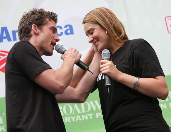 Photo Coverage: WICKED, 'ROCK', 'POPPINS' And VANITIES Perform At 'BROADWAY IN BRYANT PARK' Image