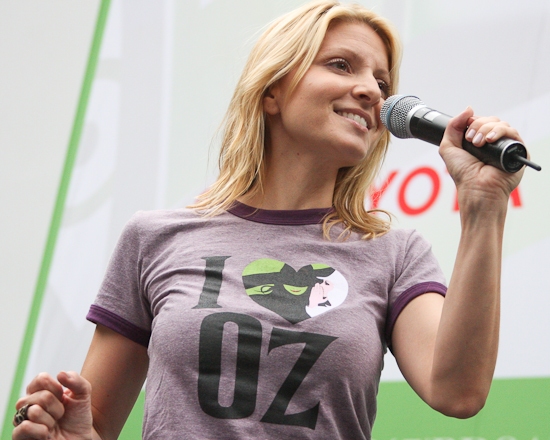 Photo Coverage: WICKED, 'ROCK', 'POPPINS' And VANITIES Perform At 'BROADWAY IN BRYANT PARK' Image