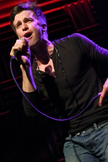 Photo Coverage: Gavin Creel In Concert At Joe's Pub Image