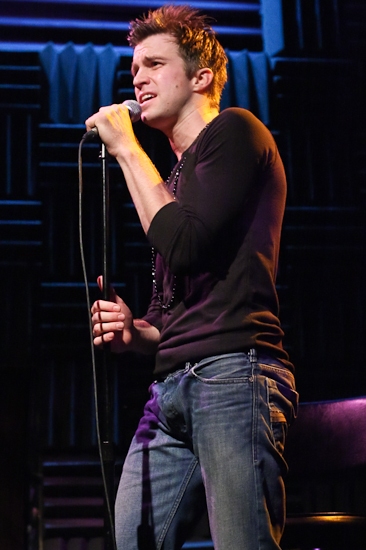Photo Coverage: Gavin Creel In Concert At Joe's Pub Image
