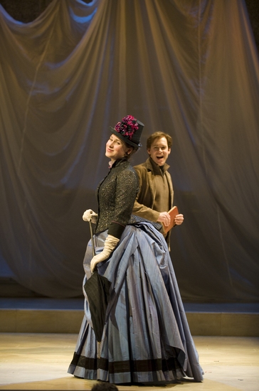 Photo Flash: SUNDAY IN THE PARK WITH GEORGE Runs At The Shaw Festival Theatre Until 11/1 Image