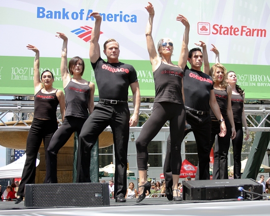 Photo Coverage: 'SHREK', 'NAKED', CHICAGO And JERSEY BOYS Perform At 'BROADWAY IN BRYANT PARK'  Image