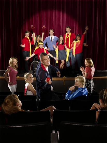 Photo Flash: The Cast Of Fox's GLEE Image