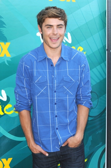 Photo Coverage: Teen Choice Awards 2009 - Arrivals  Image