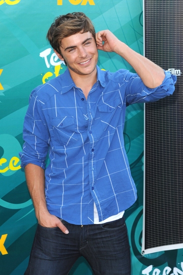 Photo Coverage: Teen Choice Awards 2009 - Arrivals  Image