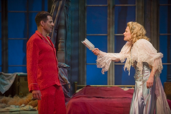 Christopher Innvar (Stanely Kowalski) and Marin Mazzie (Blanche DuBois) Photo