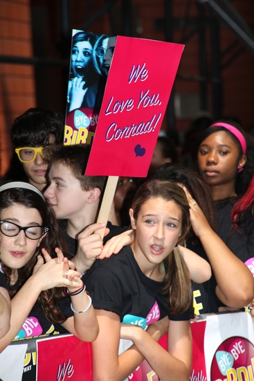 Photo Coverage: BYE BYE BIRDIE Celebrates Box Office Opening With $10 Tickets, Prizes And More! Image