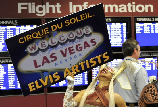 Photo Flash: Cirque du Soleil Welcomes 'ELVIS' Show Cast To Las Vegas' McCarran Airport Image