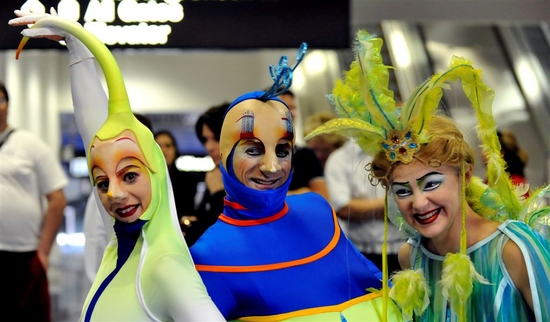 Photo Flash: Cirque du Soleil Welcomes 'ELVIS' Show Cast To Las Vegas' McCarran Airport Image