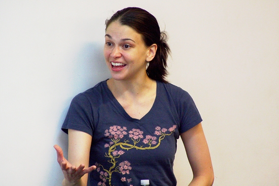 Photo Flash: SHREK THE MUSICAL Star Sutton Foster Visits Broadway Artists Alliance Image