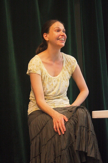 Photo Flash: SHREK THE MUSICAL Star Sutton Foster Visits Broadway Artists Alliance Image