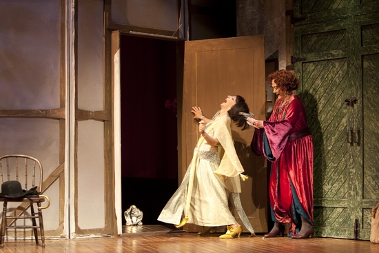 Photo Flash: THE TORCH-BEARERS At Williamstown Theatre Festival Image