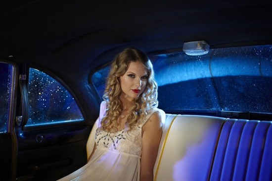 Photo Flash: MTV's 'VMA SIDE STORY' Photo Shoots Featuring Katy Perry, Ne-Yo, Taylor Swift And Cobra Starship Image