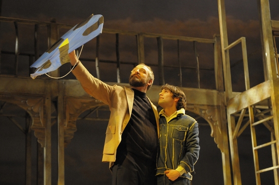 Photo Flash: THE KITE RUNNER At Arizona Theatre Company Image