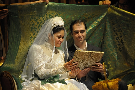 Photo Flash: THE KITE RUNNER At Arizona Theatre Company Image