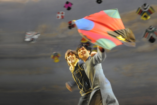 Photo Flash: THE KITE RUNNER At Arizona Theatre Company Image