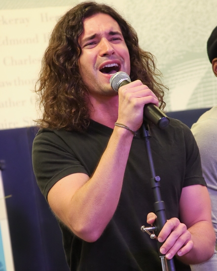 Photo Coverage: The HAIR Cast 'Turn On, Tune In, and Sing Out' At Barnes & Noble To Celebrate CD Image