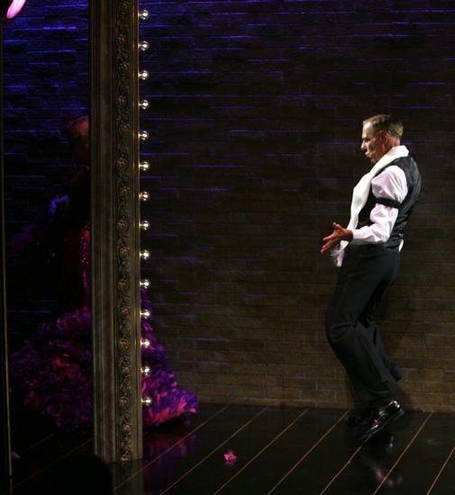Photo Coverage EXCLUSIVE: Signature Theatre's 'DIRTY BLONDE' - Curtain Call Image