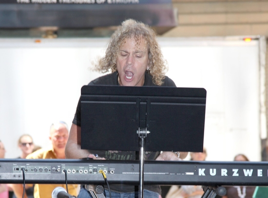Photo Coverage: Bryan, DiPietro And The MEMPHIS Cast Celebrate Shubert Theatre Box Office Opening Image