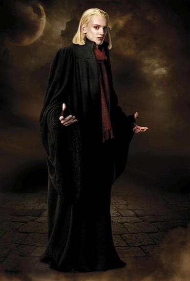 Photo Flash: First Look - Sheen, Fanning As 'Volturi' In 'Twilight: New Moon' Image