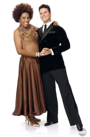 Photo Flash: ABC's 'Dancing with the Stars' Season 9 Cast Celebrity-Dancer Pairs Revealed Image