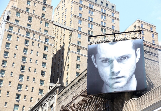 Photo Coverage: 'HAMLET' Marquee Unveiling At The Broadhurst Theatre Image