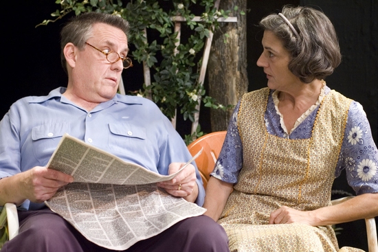 Photo Flash: Timeline Theatre Company's ALL MY SONS At Greenhouse Theater Center Image