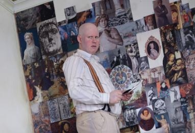 Photo Flash: PRICK UP YOUR EARS Opens at the Comedy Theatre 9/17 Image