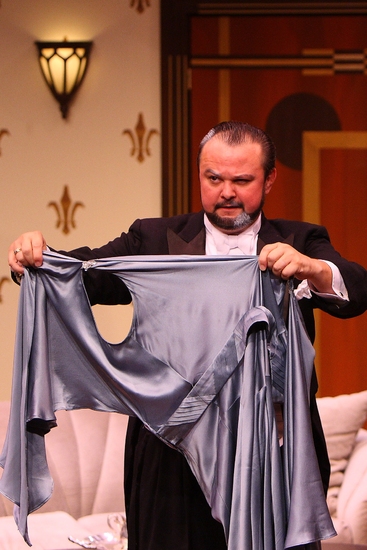 Photo Flash: LEND ME A TENOR Comes To The Loft Theatre, Previews 9/10 Image