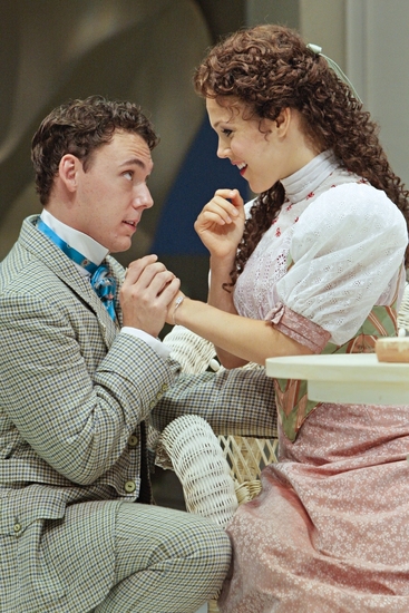 Photo Flash:THE IMPORTANCE OF BEING EARNEST At The Guthrie Image