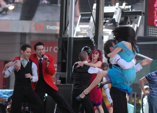 Photo Coverage: Broadway on Broadway 2009 - The Performances Part Two! Image
