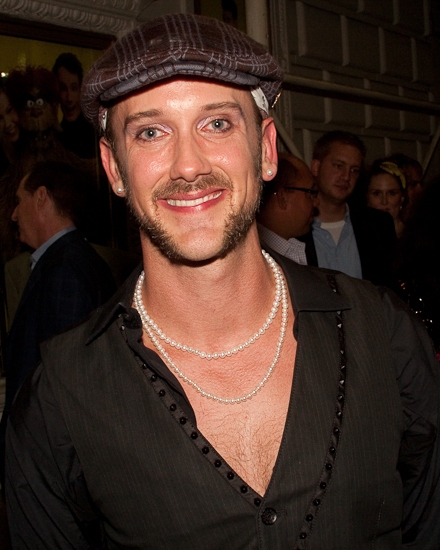Photo Coverage: AVENUE Q's Final Performance On Broadway - Arrivals Image