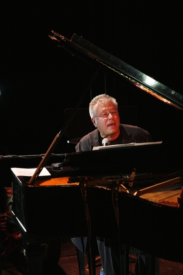 Photo Flash: Broadway Tonight with Menken and Friends Image