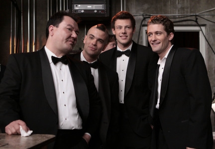 Photo Flash: Chenoweth, Groban and Garber Guest On Fox's GLEE! Image
